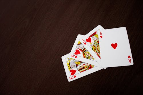 Armoaisille Pelaa Pokeria: Ohjeet Ja Vinkit Harrastajille